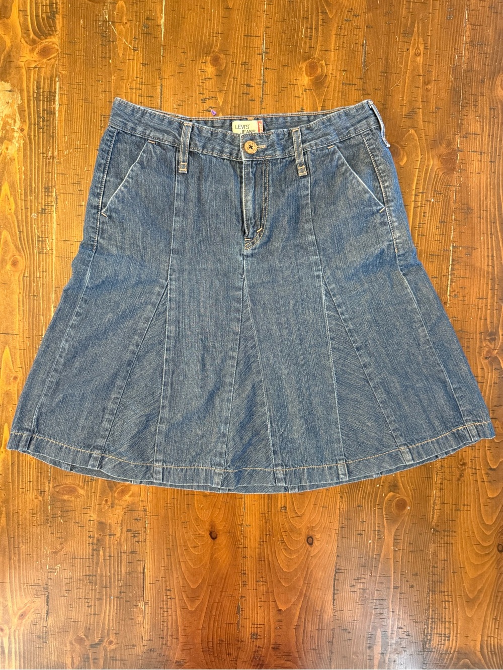 Vintage Levi's Jeans Denim Skirt A-Line Paneled Midi Y2K 2000 Medium Wash Sz 8